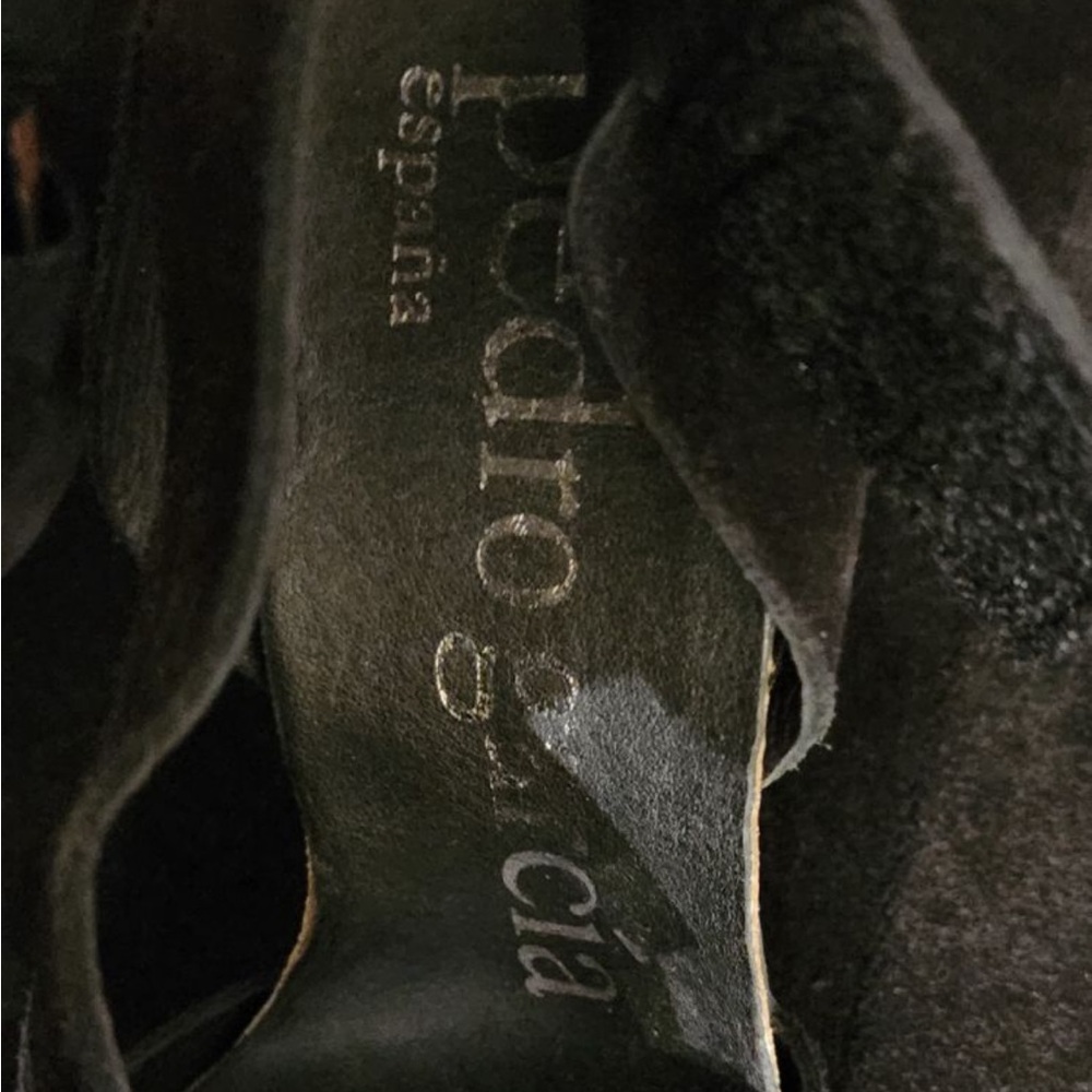 Pedro Garcia heels